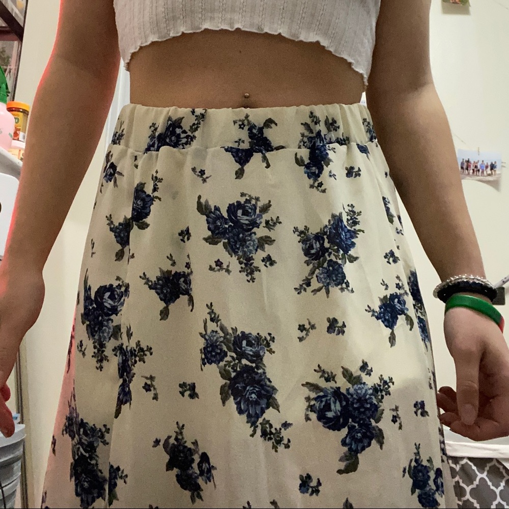 Maxi skirt